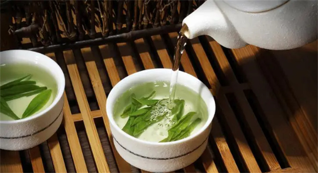西湖龙井属于什么茶 龙井茶是绿茶还是什么茶
