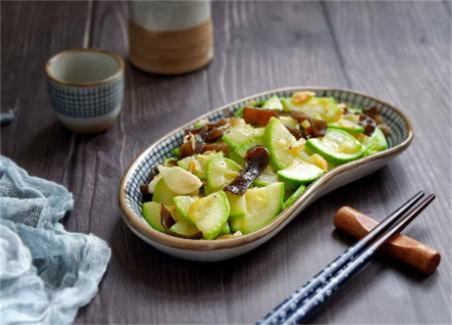 西葫芦瓜怎么做才好吃 推荐5种做法 每种都简单好吃 低卡
