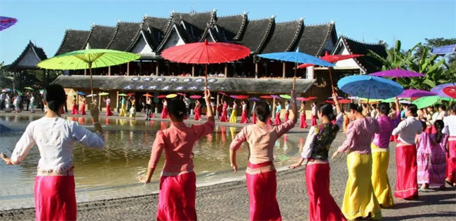 ​傣族的生活习俗 傣族的特点和风俗