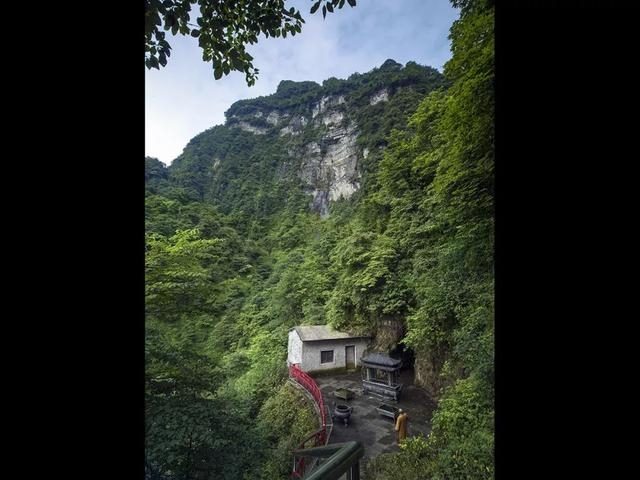 峨眉山不为人知的另一面，该让你知道了（峨眉山不为人知的另一面）